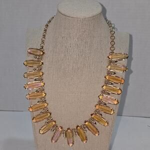 Kendra Scott Gabriella Iridescent‎ Peach Elegant Gold Statement Bibb Necklace